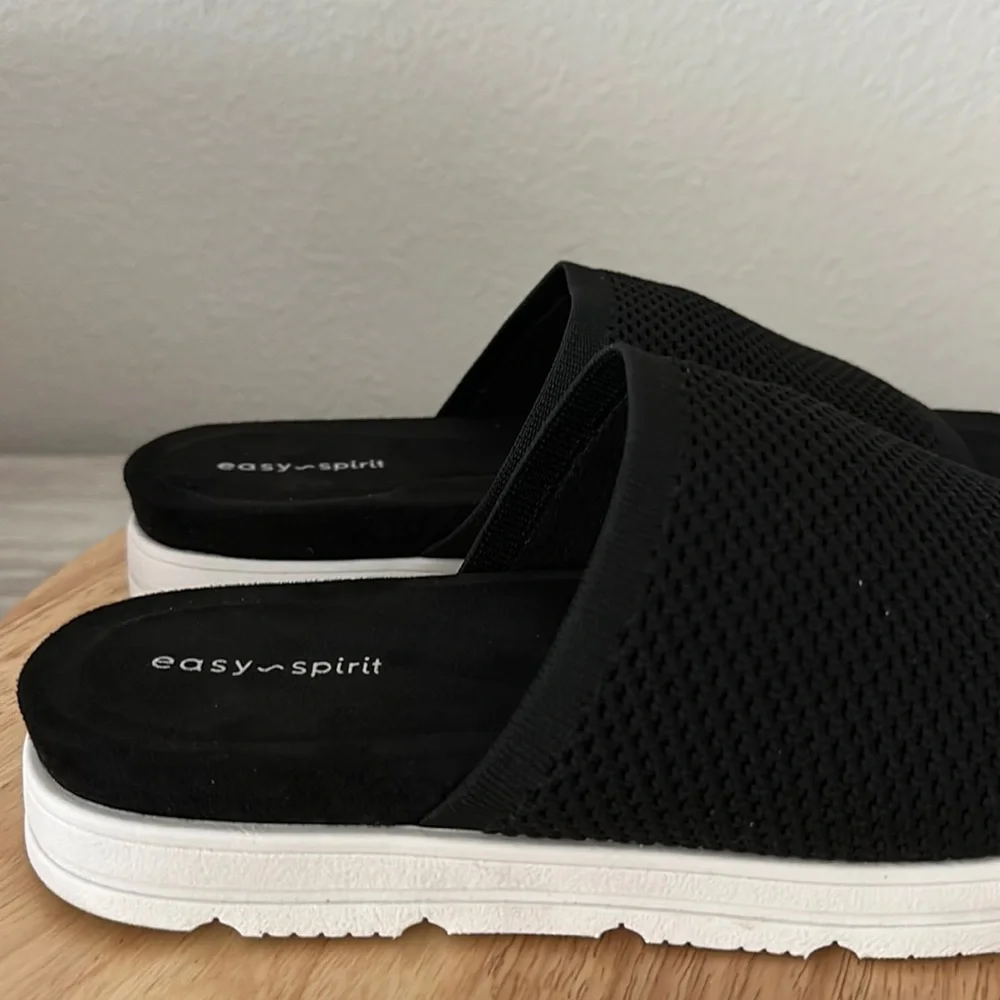 Easy Spirit Siena3 Slip-On Sandal